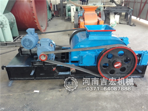 狼牙齒輥破碎機(jī)價(jià)格_小型狼牙齒輥破碎機(jī)多少錢一臺(tái)？