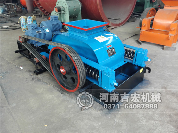 雙齒輥破碎機(jī)的細(xì)節(jié)維護(hù)需要幾步？