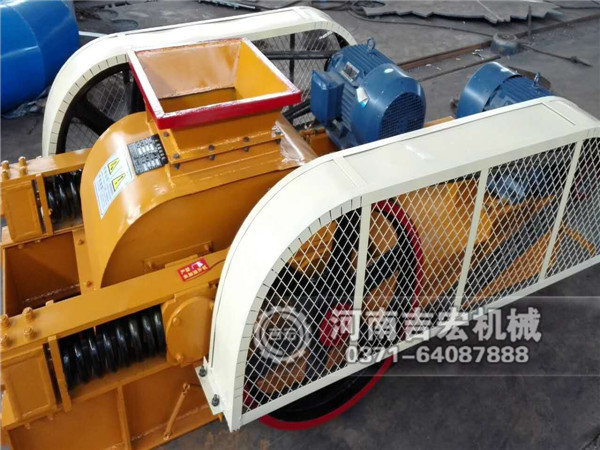 巖石破碎機(jī)代替“滴水穿石”閃亮登場！