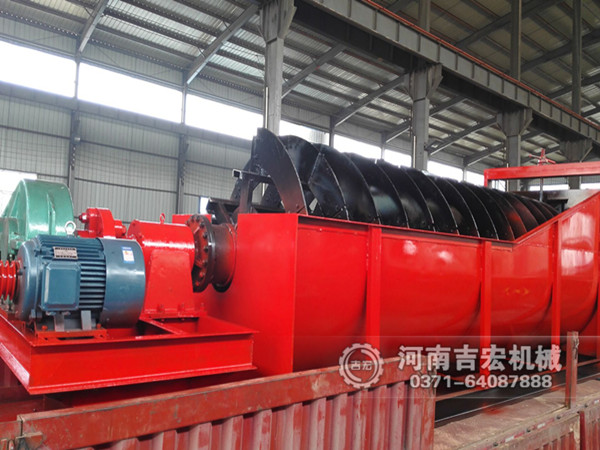 螺旋洗石機、移動輸送機發(fā)往東北