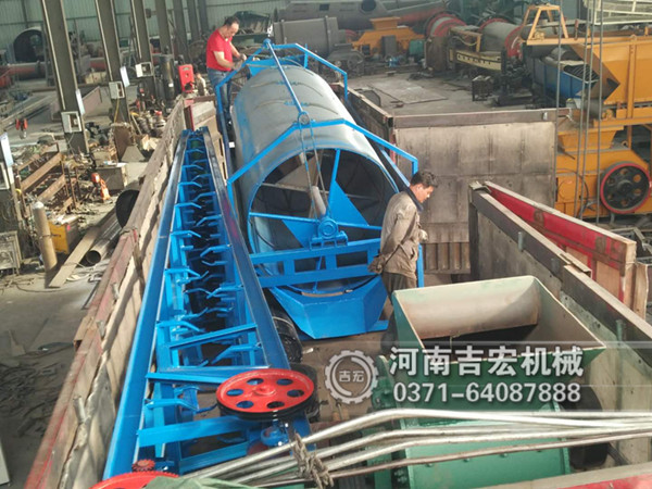 磚廠(chǎng)煤矸石粉碎機(jī)生產(chǎn)線(xiàn)設(shè)備發(fā)貨現(xiàn)場(chǎng)