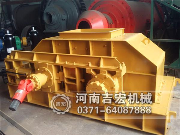 新型對輥機(jī)制砂工作視頻【一機(jī)好用又實(shí)惠】！