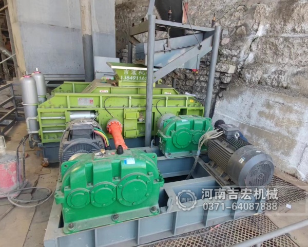 為何鋁礬土破碎都選對輥機(jī)？揭秘其低維護(hù)、高可靠性的秘密！